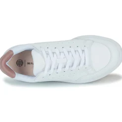 adidas Nova court