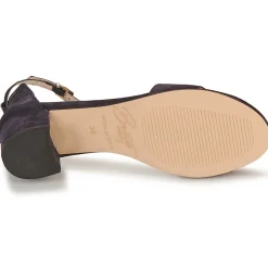 Betty London INNAMATA