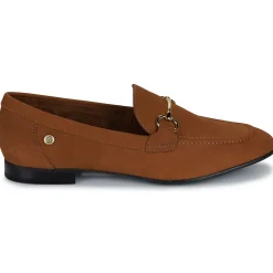 Betty London MAENA