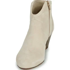 Betty London OISINE