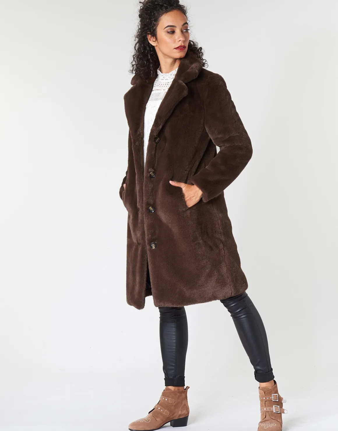 Frakker Oakwood