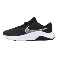 Nike Essential