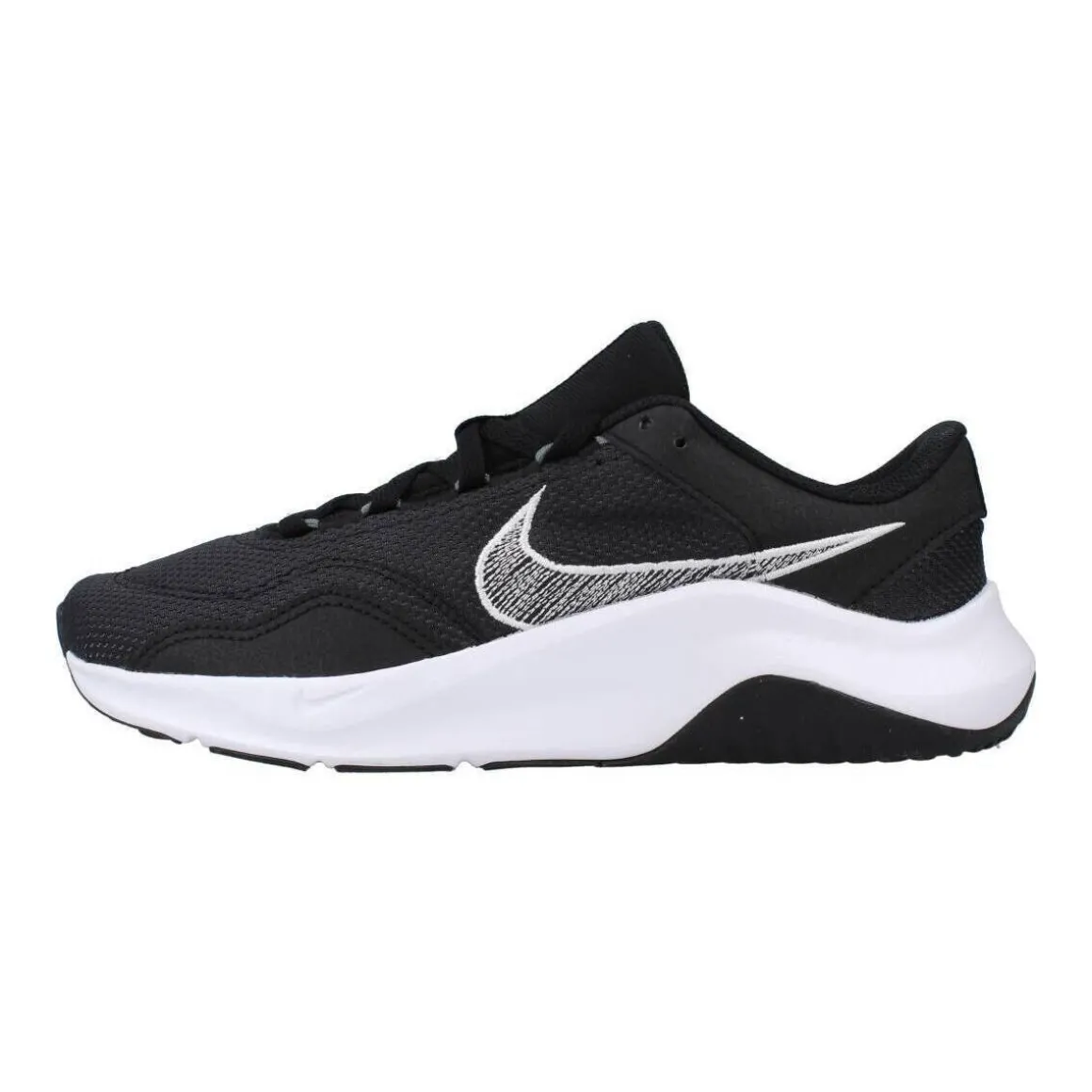 Nike Essential