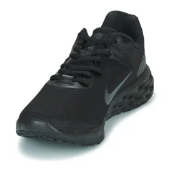 Nike Revolution 6