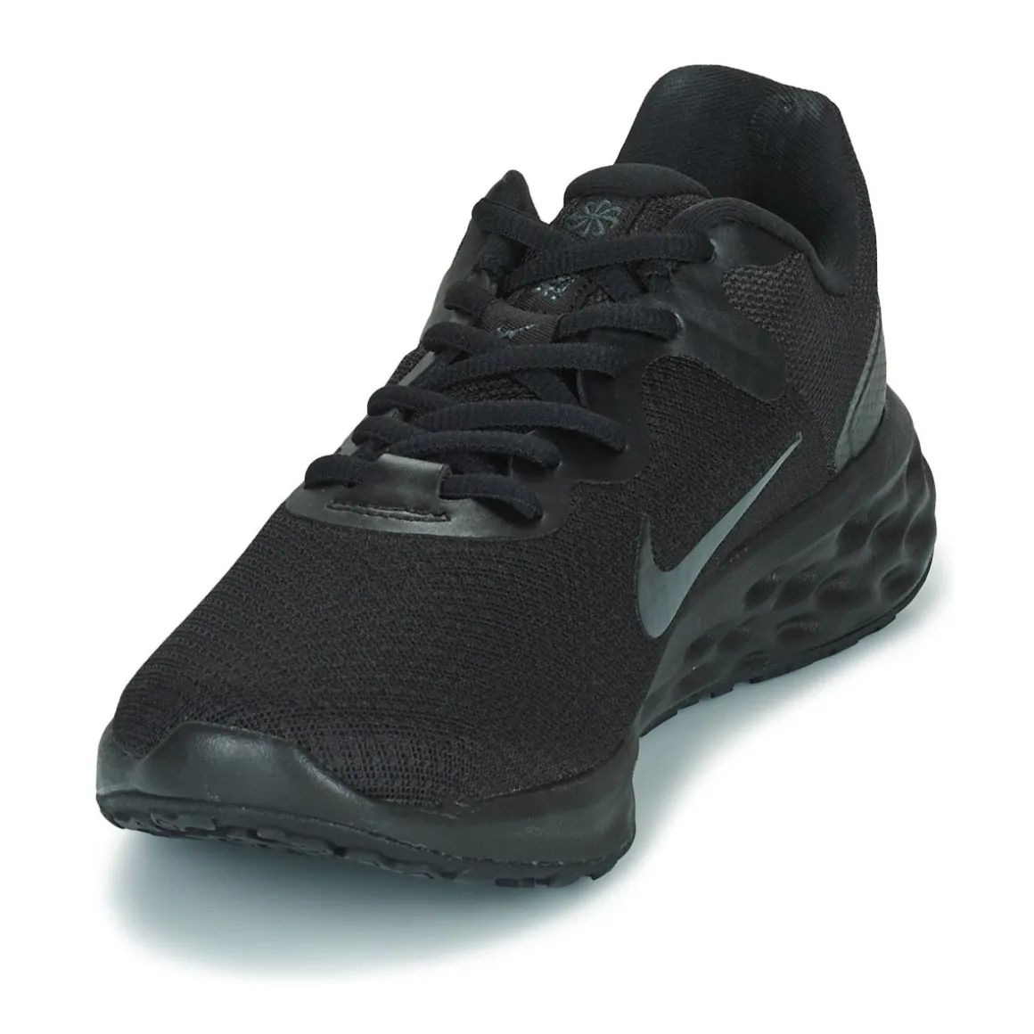 Nike Revolution 6