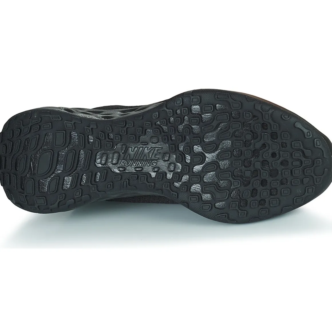 Nike Revolution 6