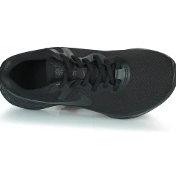 Nike Revolution 6