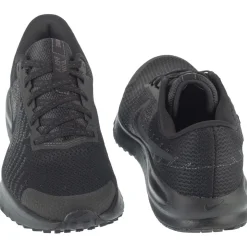 Nike run defy