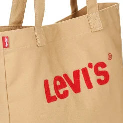 Shopping Levi's