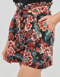 Shorts Betty London