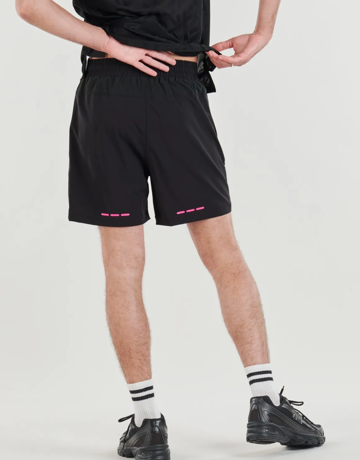Shorts Helvetica