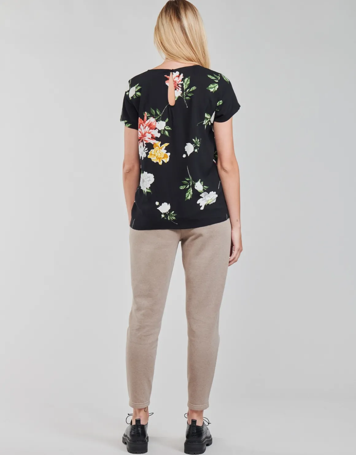 Toppe / Bluser Only