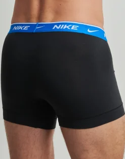 Trunks Nike