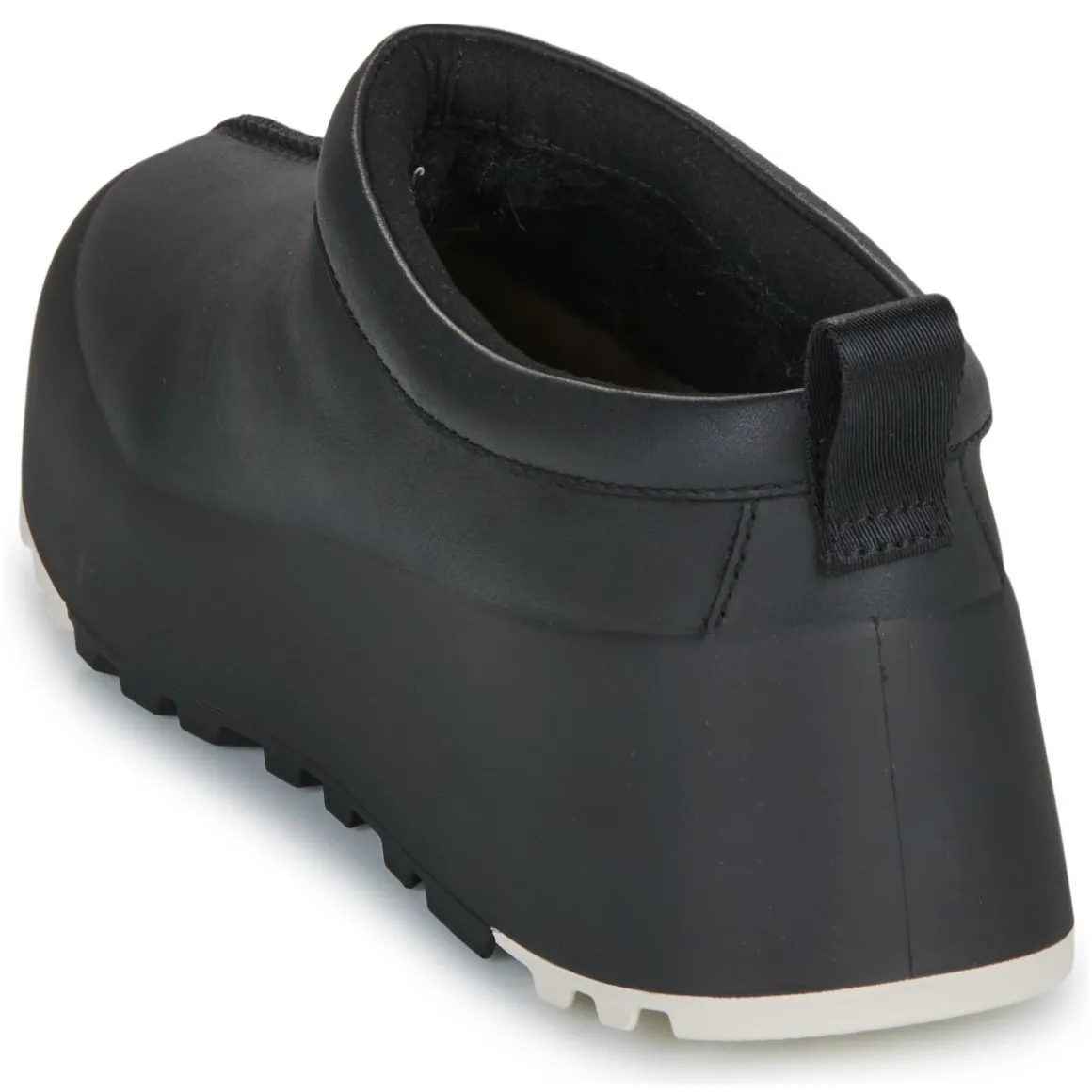 UGG TASMAN